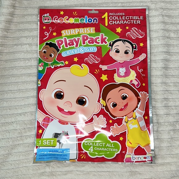 NWT Cocomelon Surprise Play Pack Grab & Go w/Characters Set of 5!! - Picture 2 of 3